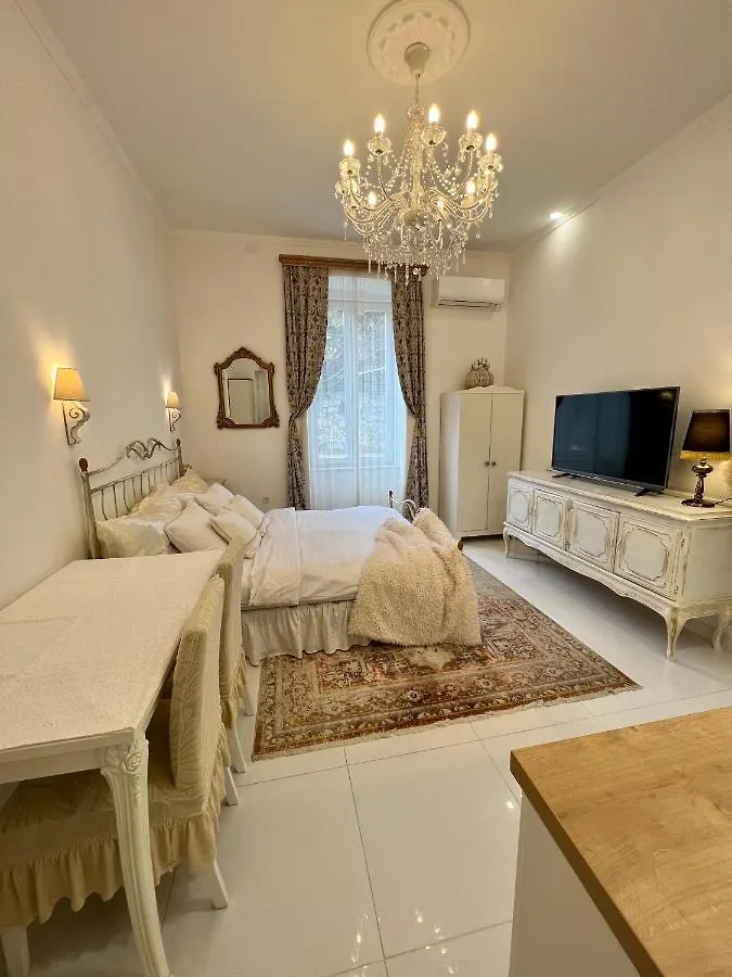 Petite Boudoir Apartment Opatija Croatia